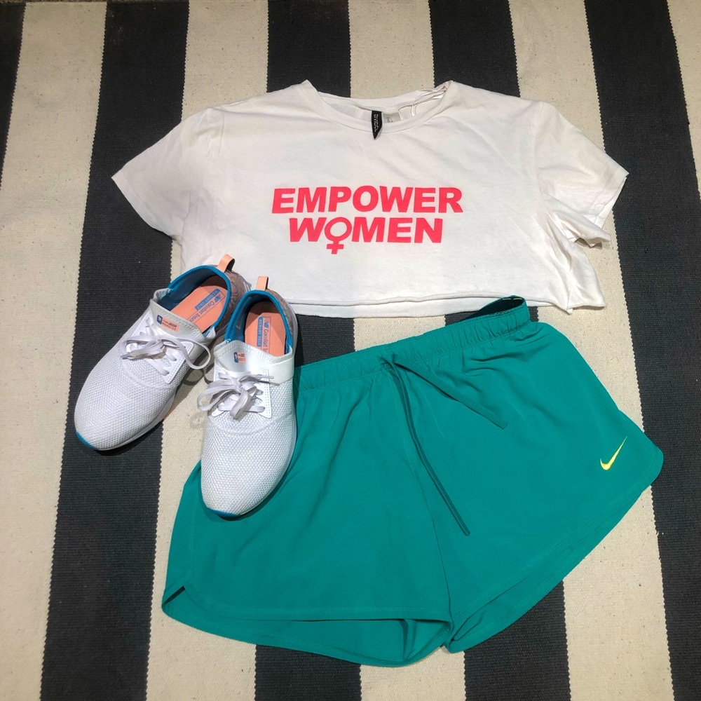 H&M Empower Women Crop Top